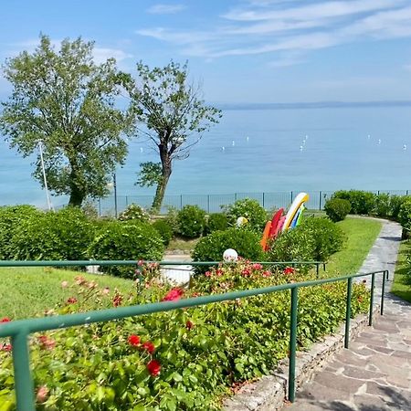Front Lake Amazing View Манерба-дель-Гарда Екстер'єр фото
